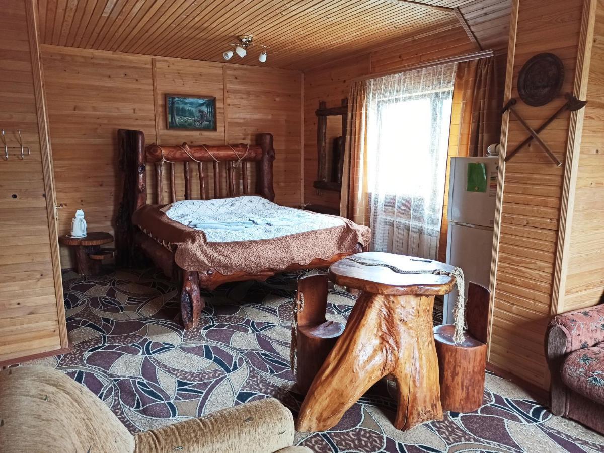 Hirskyy Svitanok Myhove Esterno foto