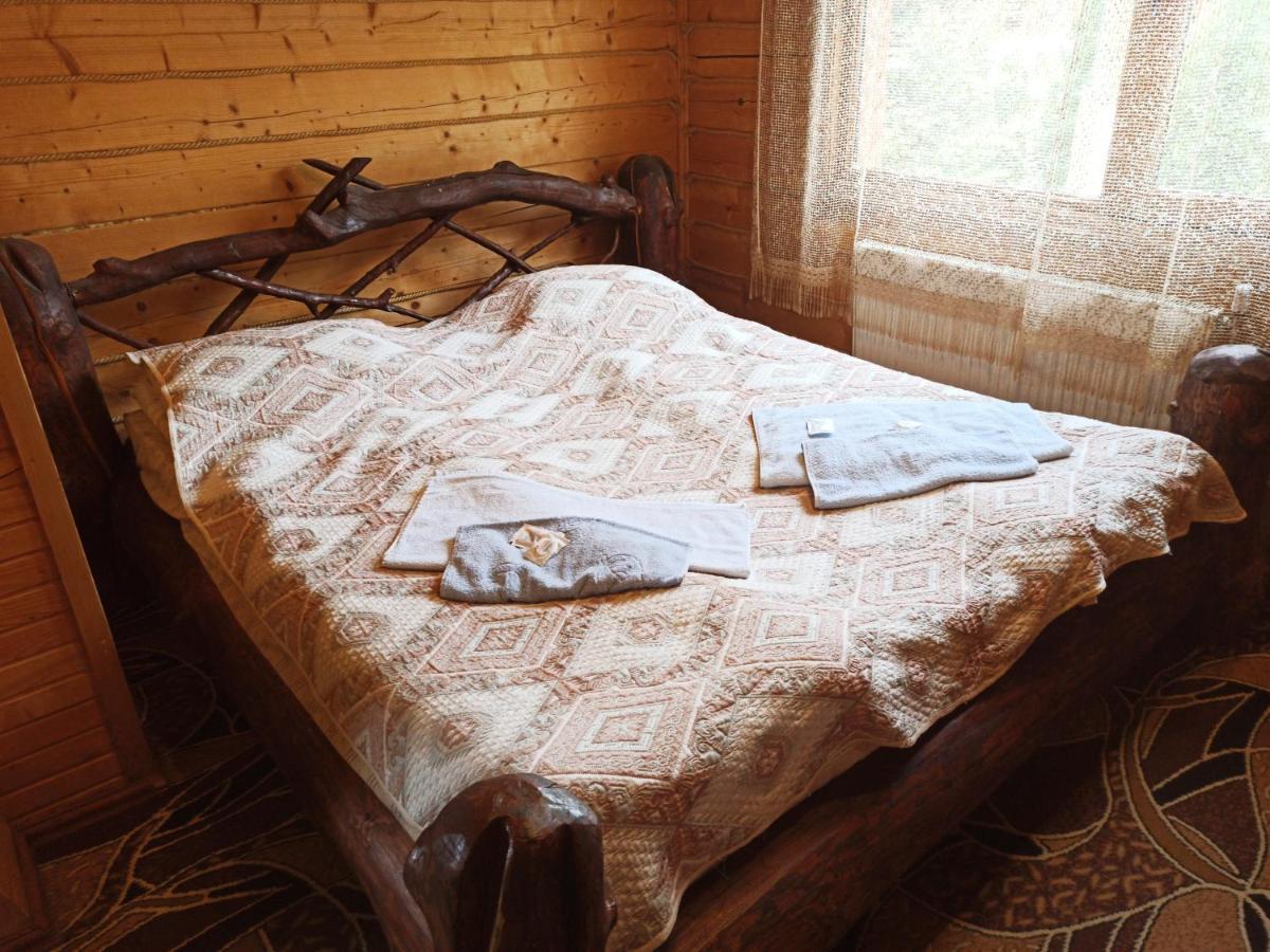 Hirskyy Svitanok Myhove Esterno foto