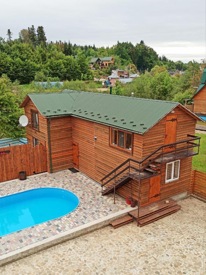 Hirskyy Svitanok Myhove Esterno foto