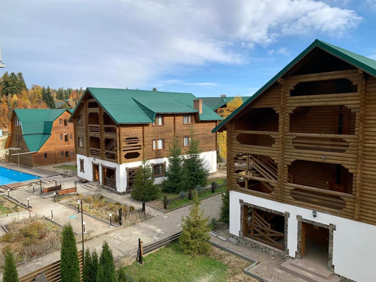 Hirskyy Svitanok Myhove Esterno foto