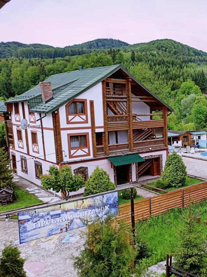 Hirskyy Svitanok Myhove Esterno foto